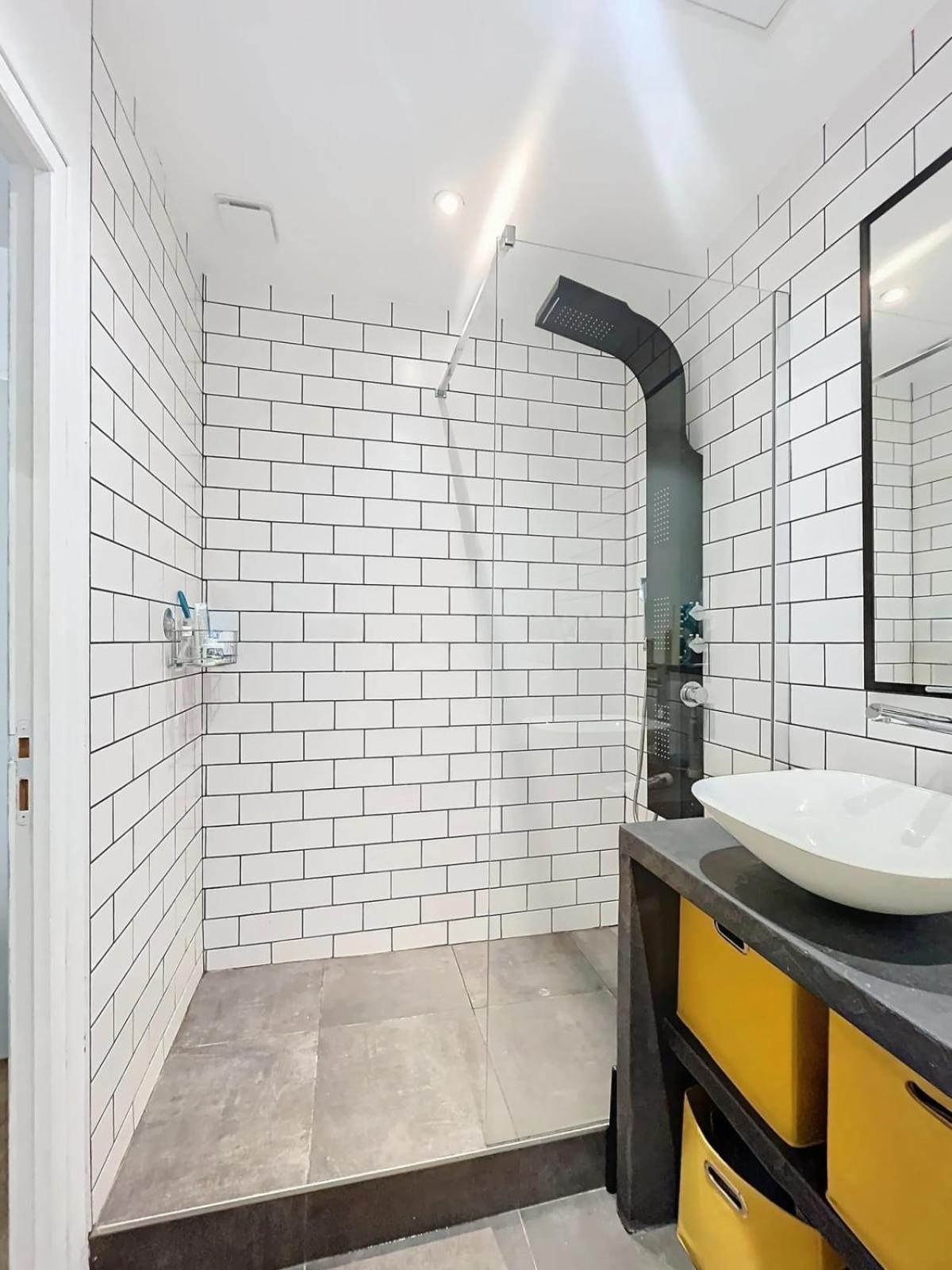Charming 2-room Getaway Near Le Marais Parijs