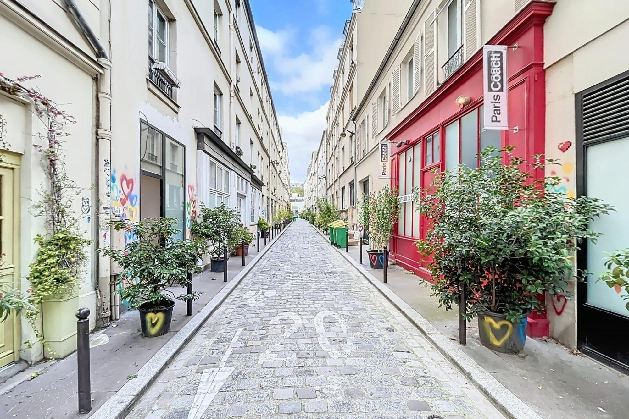 Charming 2-room Getaway Near Le Marais