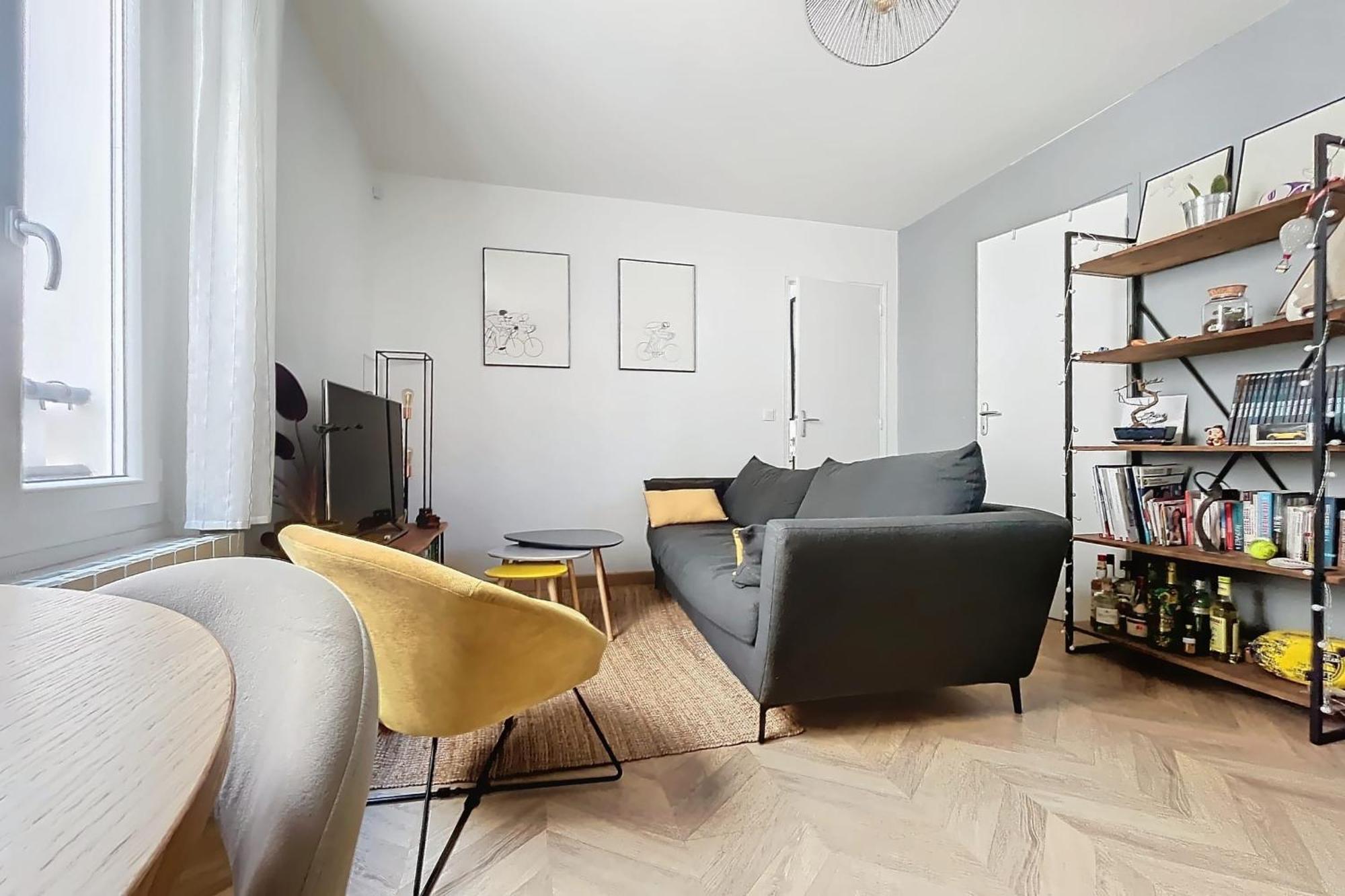 Charming 2-room Getaway Near Le Marais *